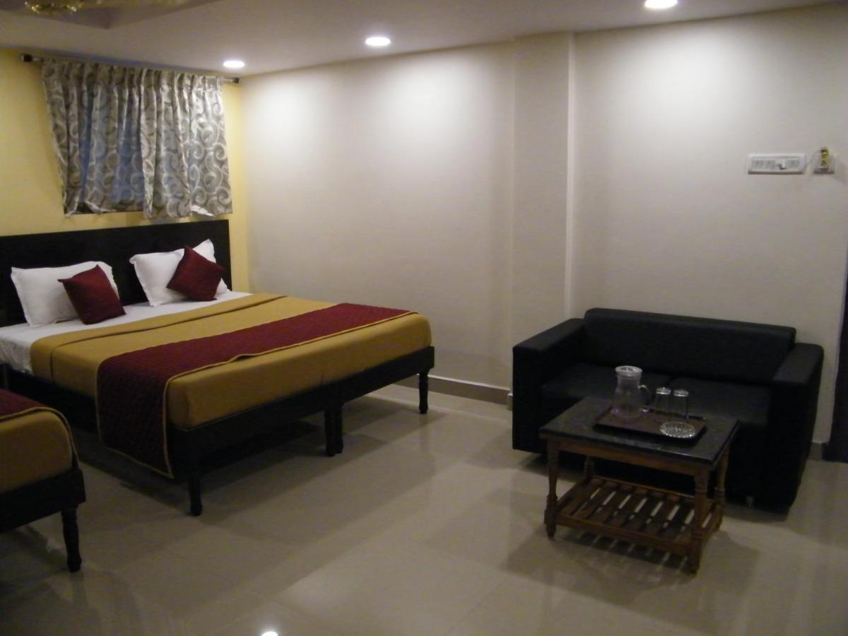 Hôtel The White House Residency à Chennai Extérieur photo
