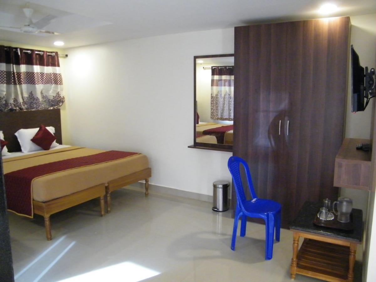Hôtel The White House Residency à Chennai Extérieur photo